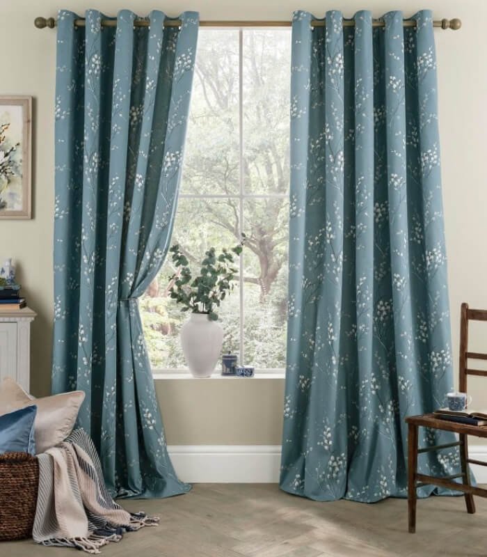 Laura Ashley P